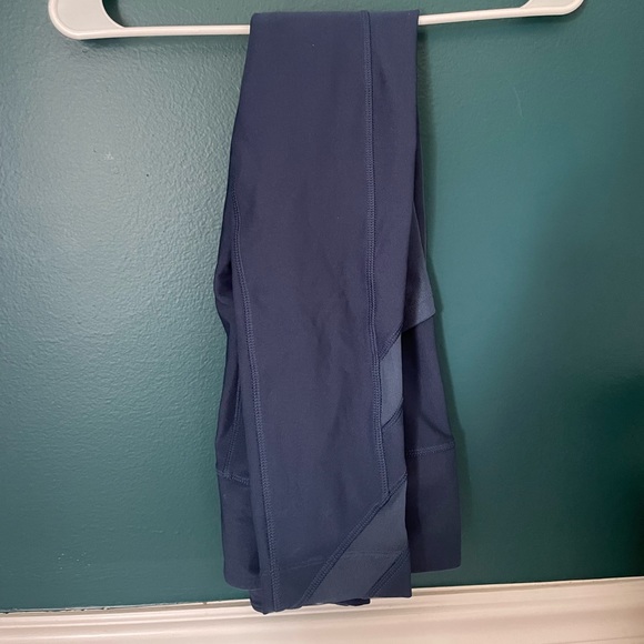 Fun navy leggings!!! - Picture 1 of 4